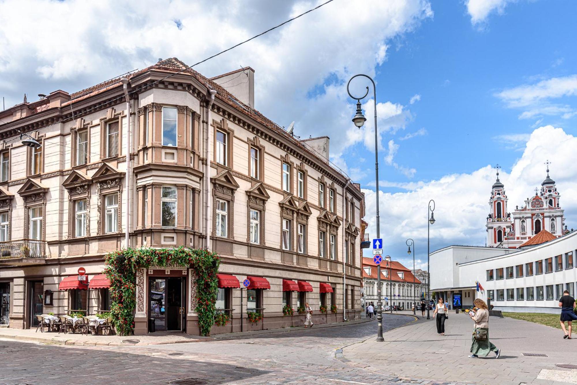 Jacuzzi Apartments X Free Parking X Self Check-In 24X7 By H&H Vilnius Exterior photo